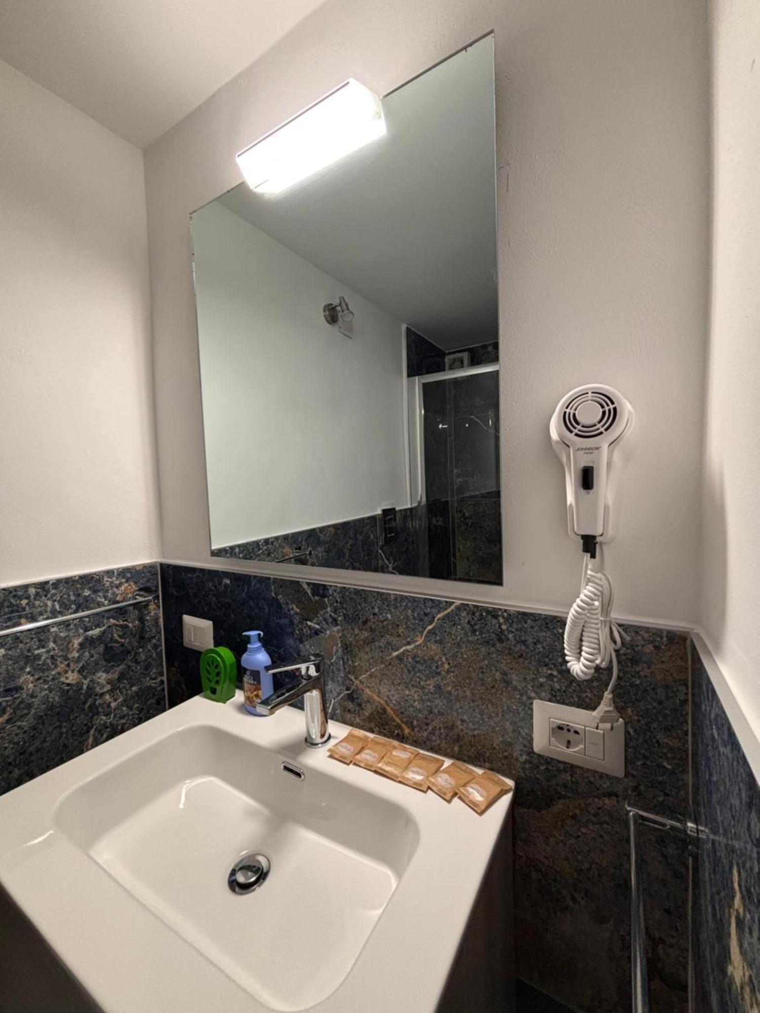 Cortile Riolo Apartment Palermo Luaran gambar